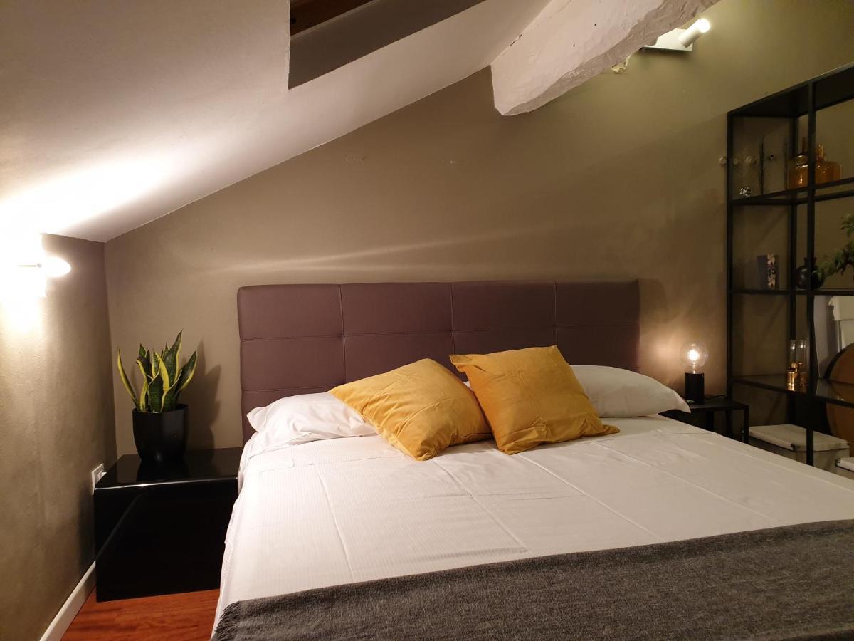 Vico - Corso 11 * Milan