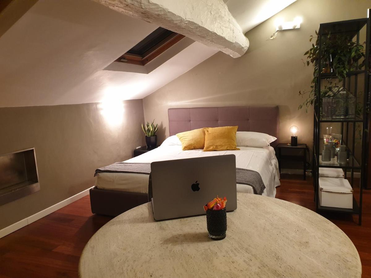 Vico - Corso 11 * Milan